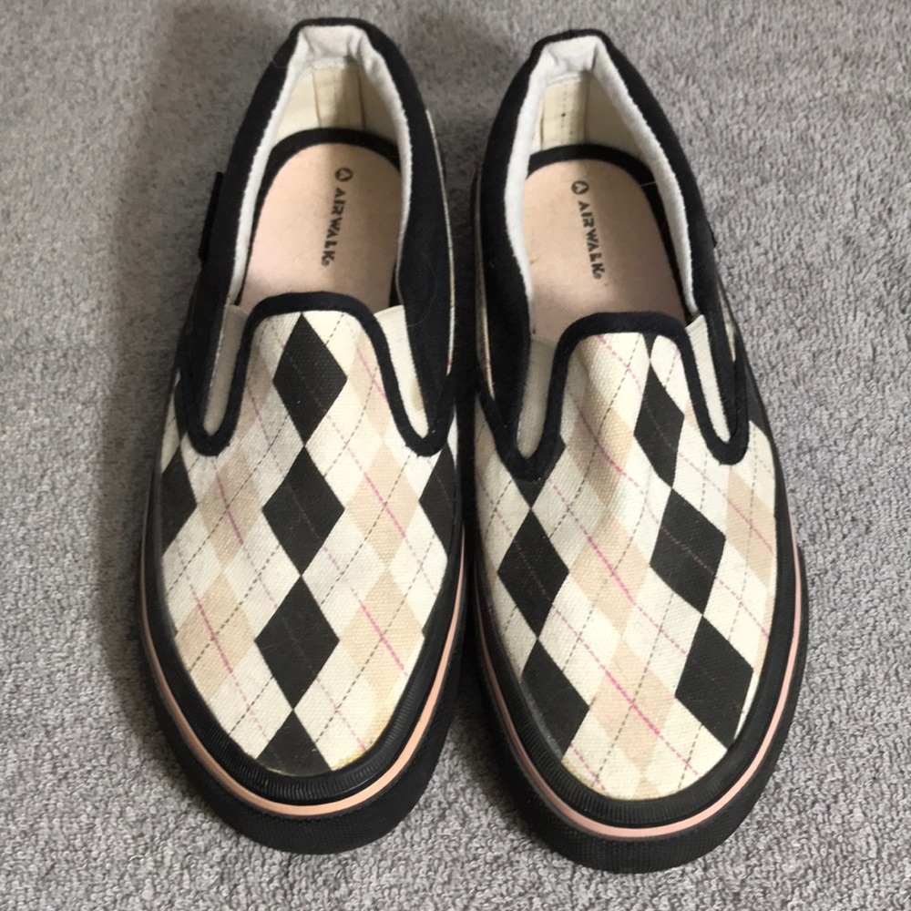 AirWalk slip ons Women’s 7